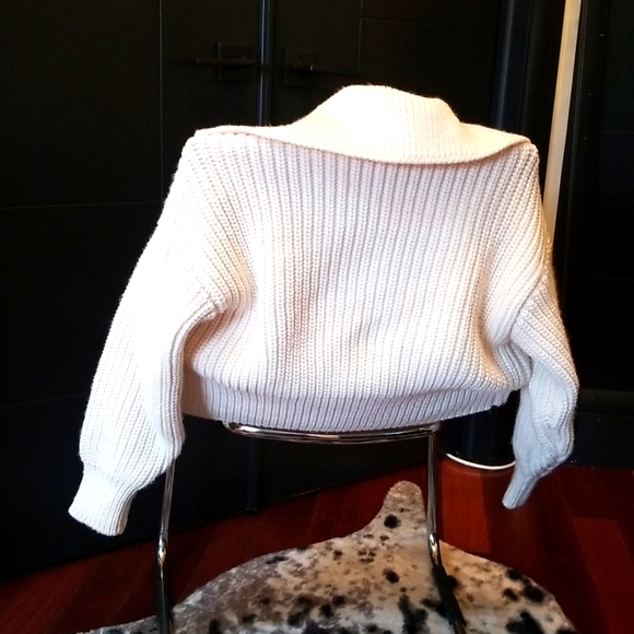 H&M Heavy Knit Sweater - Picture 2 of 5
